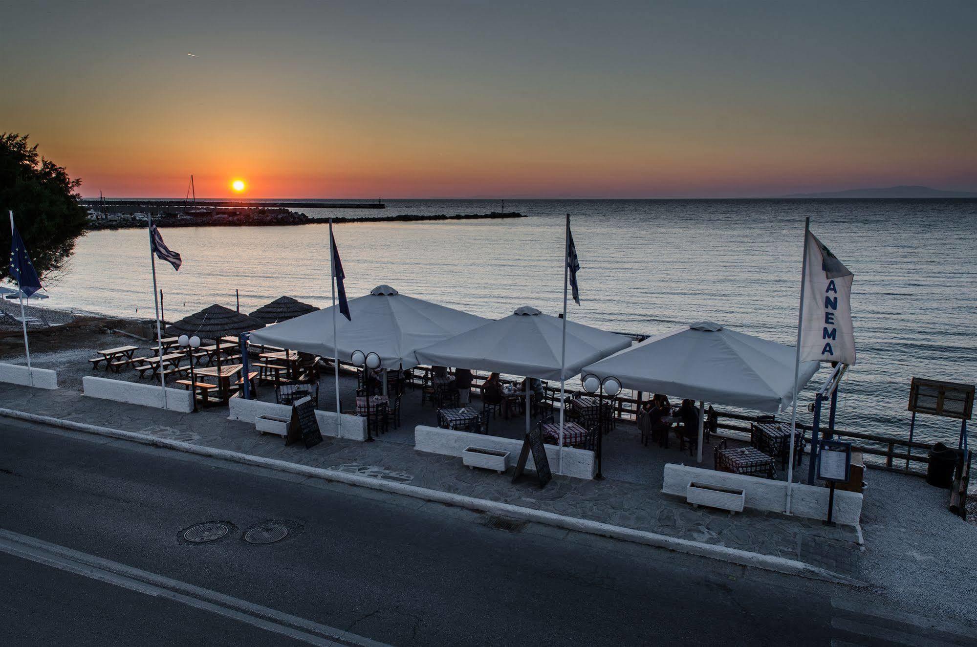 Anema By The Sea Guesthouse Karlovassi Exterior photo